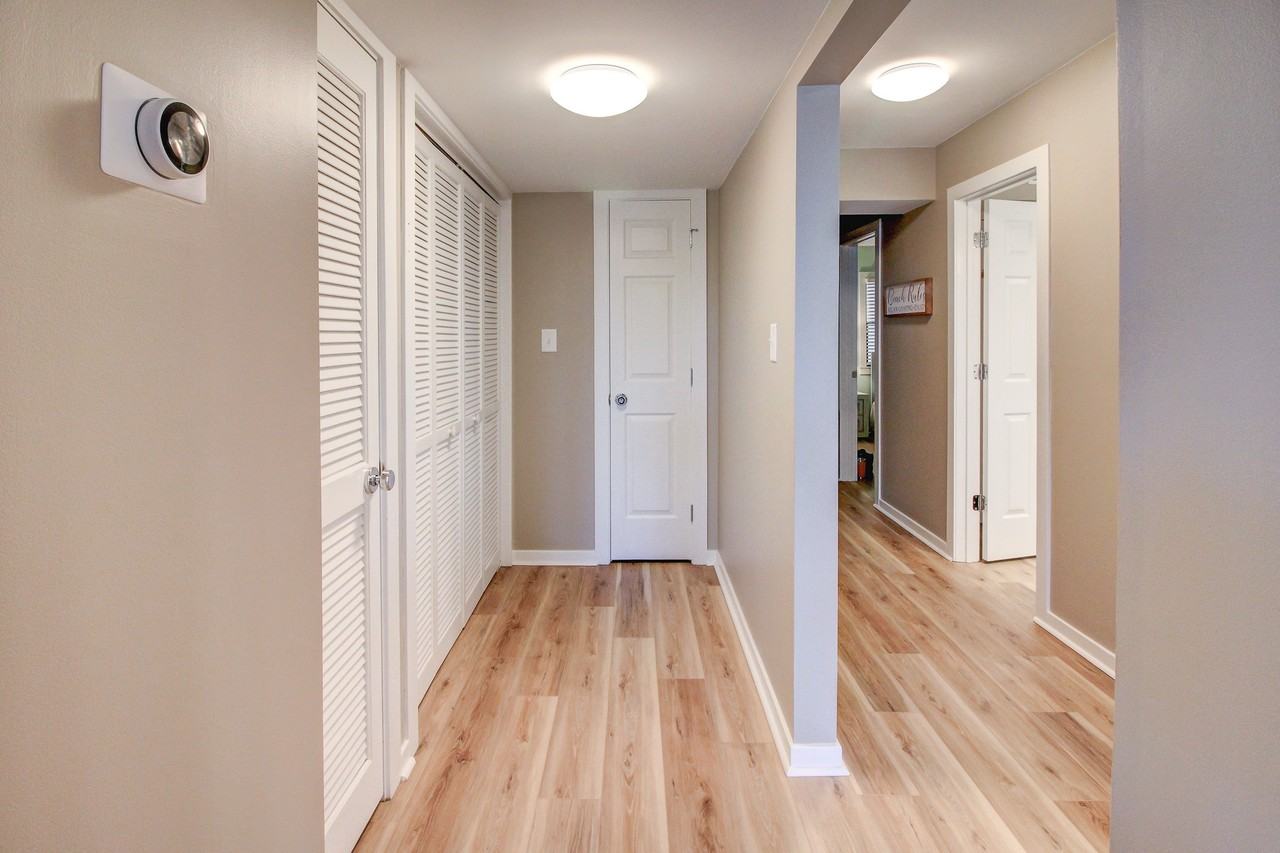 590 Marina Dr #1 - Photo 3 of 50
