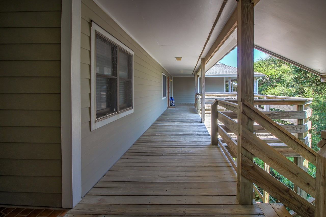 590 Marina Dr #1 - Photo 6 of 50