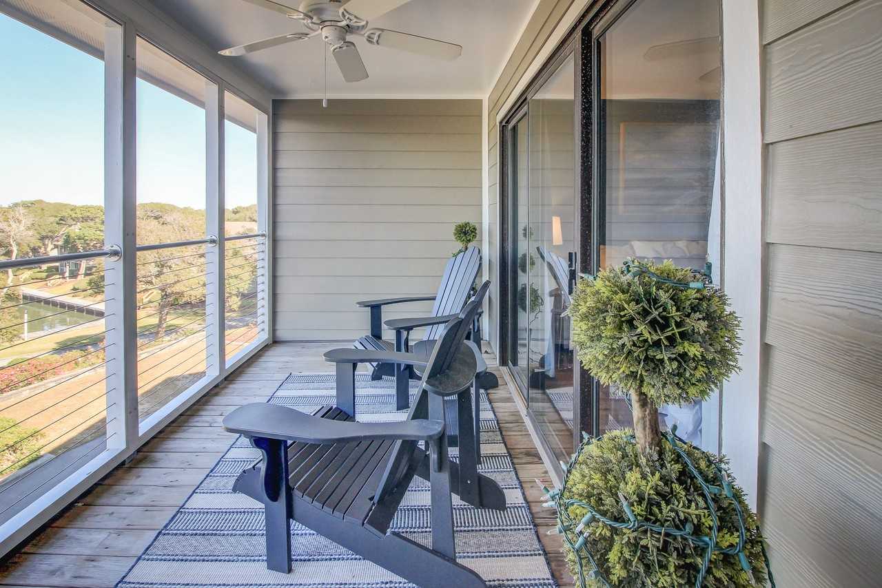 590 Marina Dr #1 - Photo 6 of 50