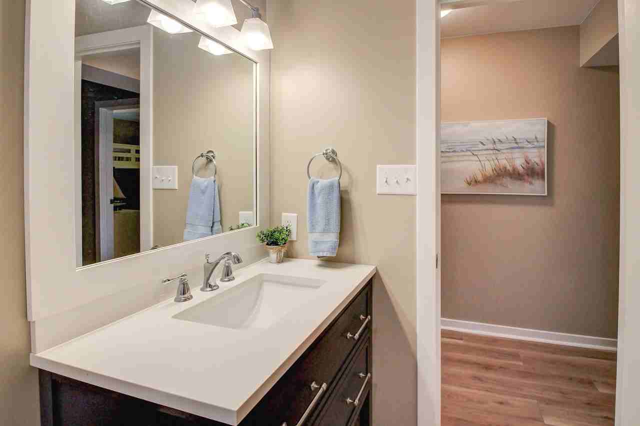 590 Marina Dr #1 - Photo 4 of 50