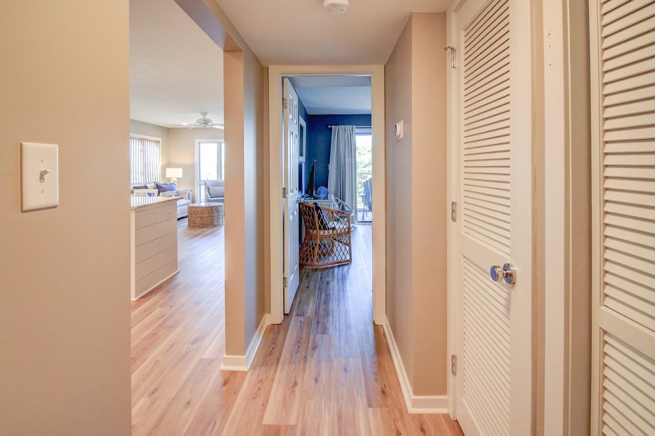 590 Marina Dr #1 - Photo 4 of 50