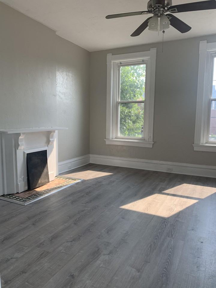 3231 Vine St #3 - Photo 5 of 15