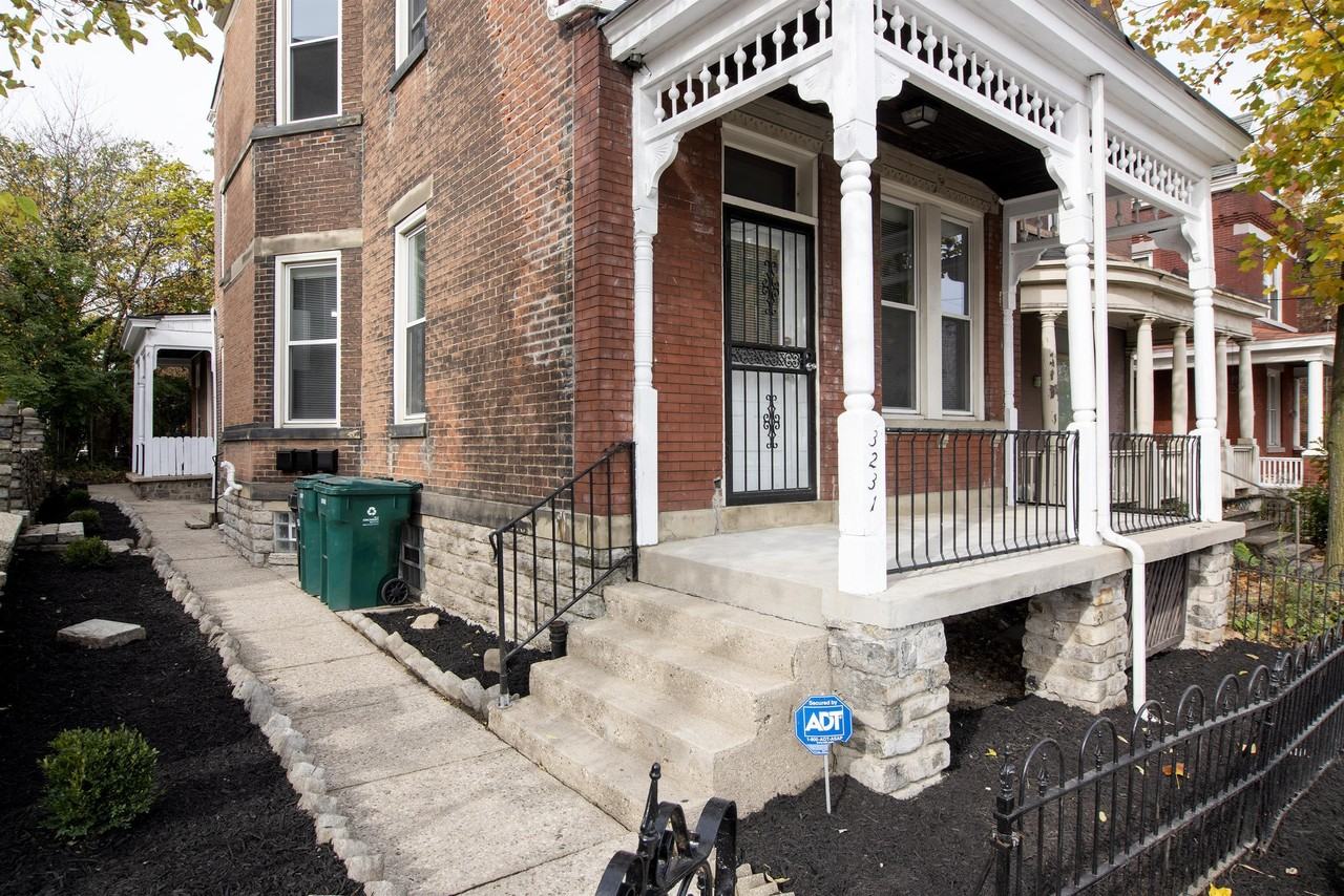 3231 Vine St #3 - Photo 3 of 15