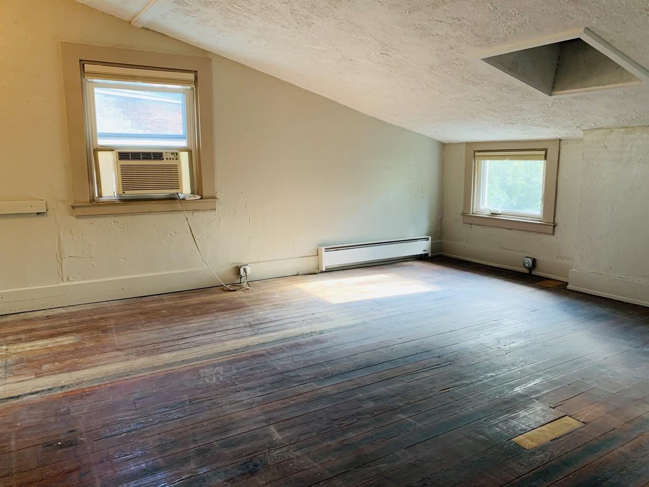 3231 Vine St #3 - Photo 4 of 15