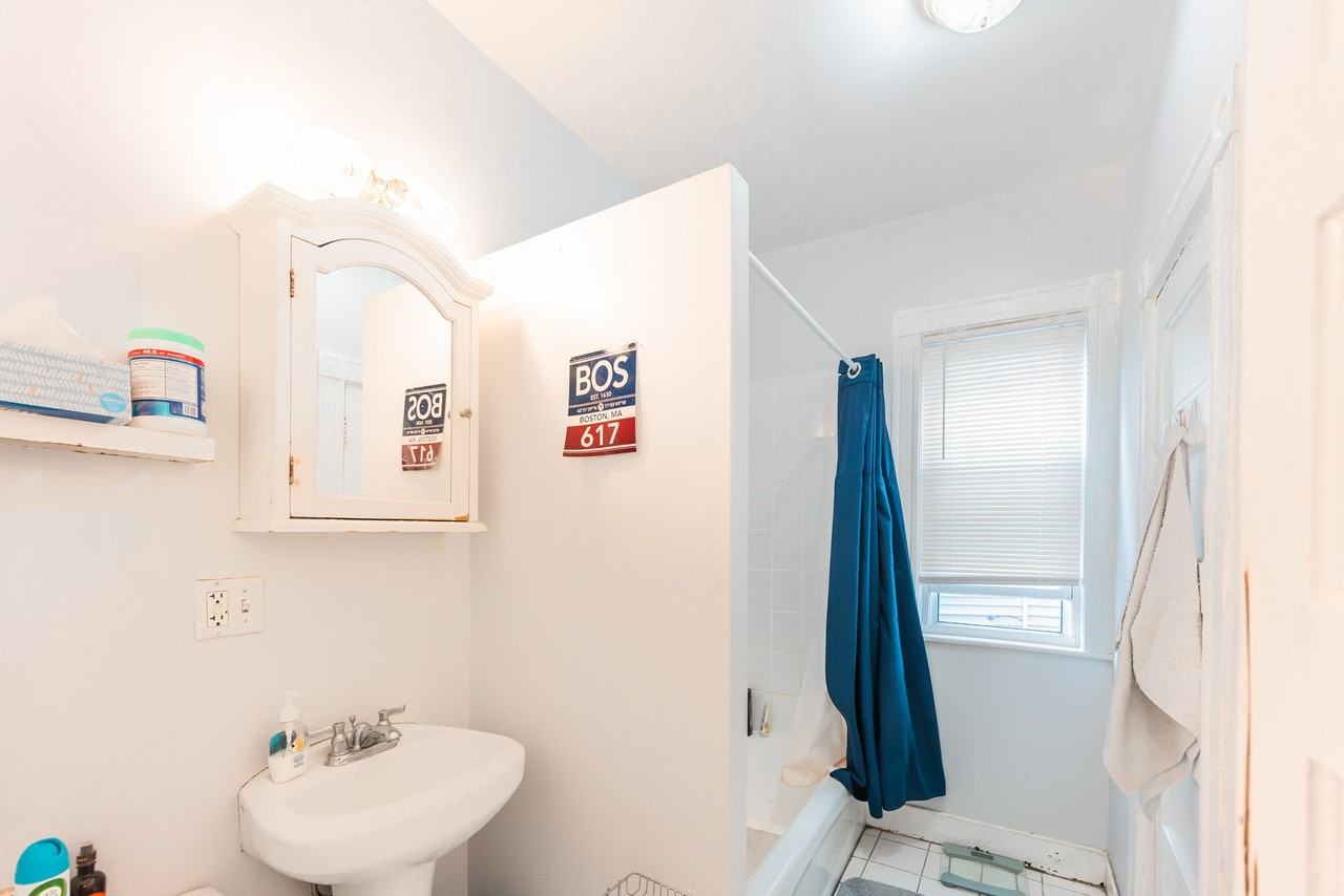 2 Elton St #1 - Photo 4 of 7