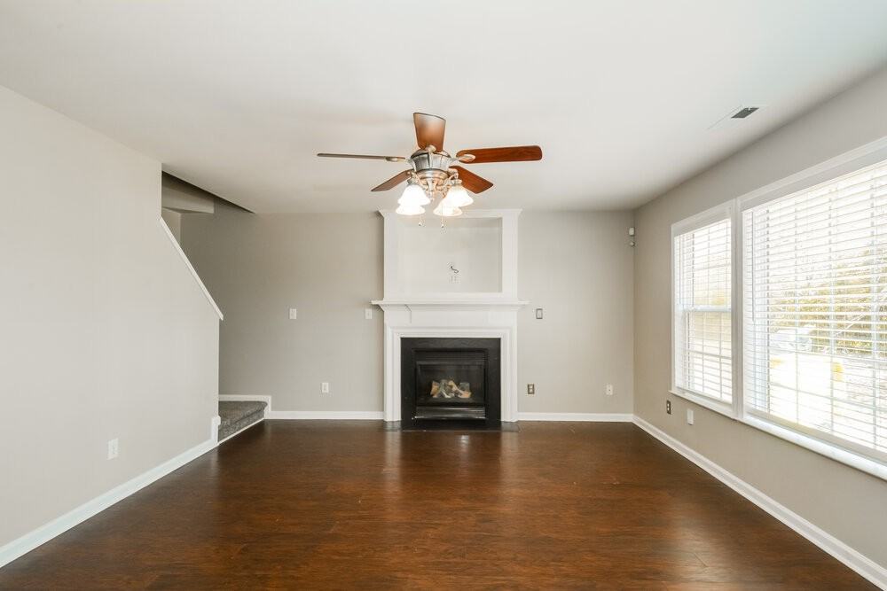 5263 Little Sandy Dr - Photo 4 of 17