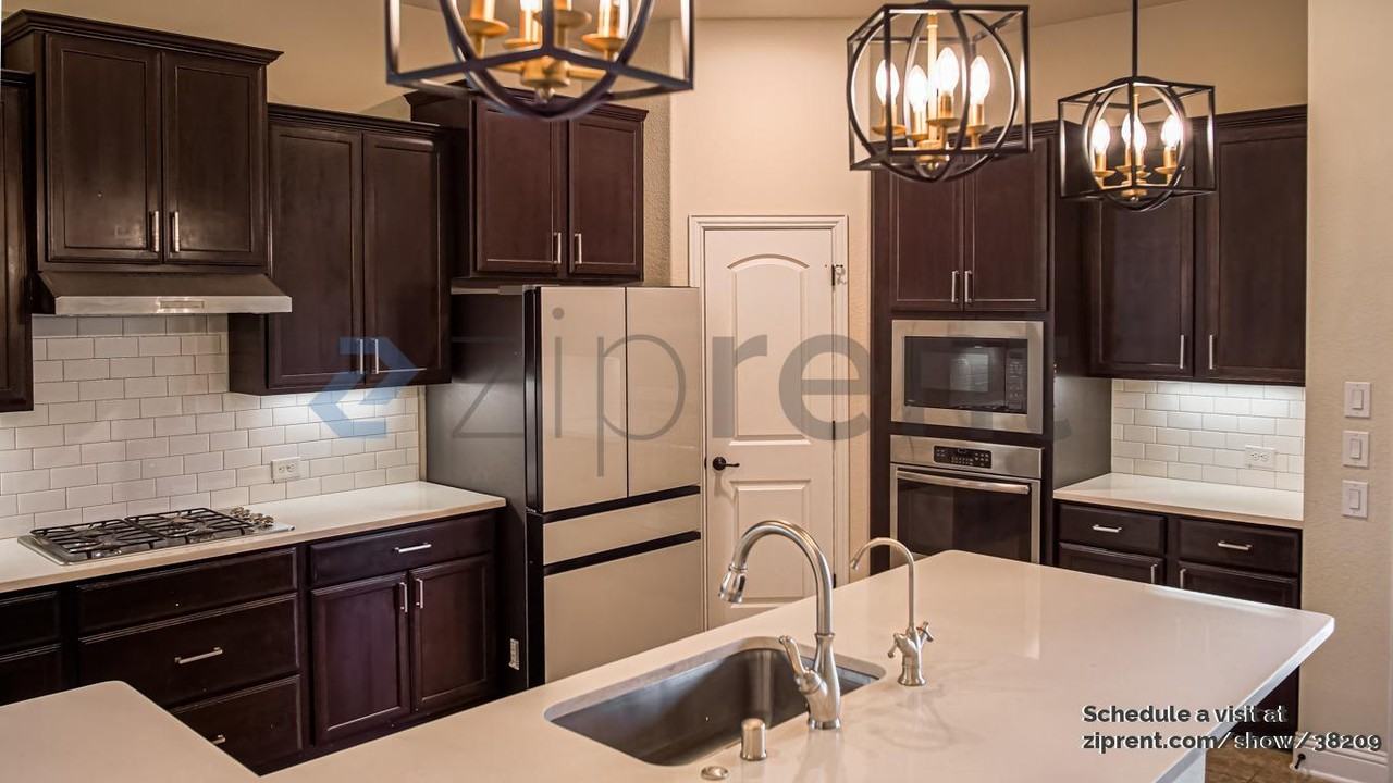 1000 Lancaster Dr - Photo 5 of 27