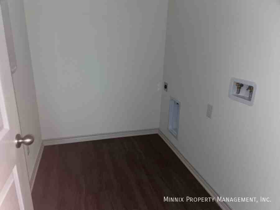 6009 Kauffman Dr - Photo 7 of 10