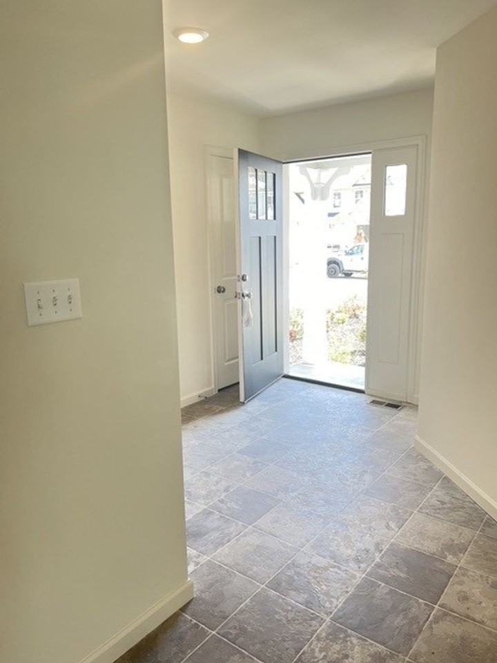 43 Long Bend Dr - Photo 3 of 27