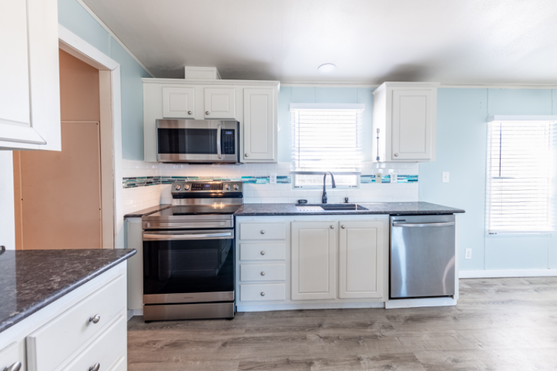 1667 Wild Horse Ln - Photo 4 of 20