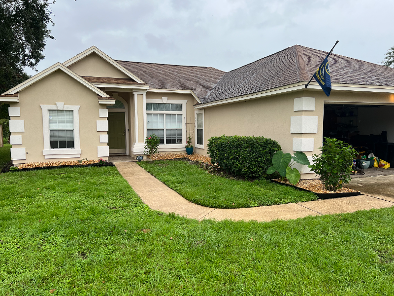 213 Mayall Dr W - Photo 2 of 10