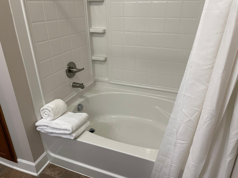 809 Warwick Dr #105 - Photo 5 of 14