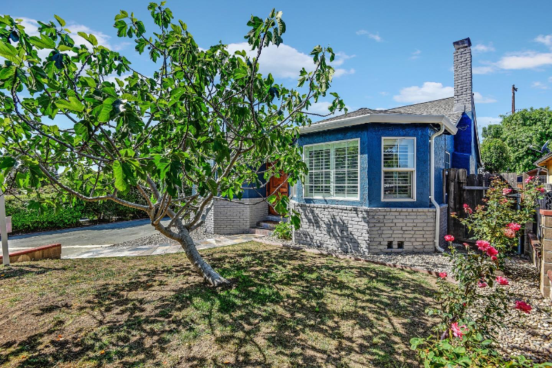 611F Fenton St - Photo 3 of 15