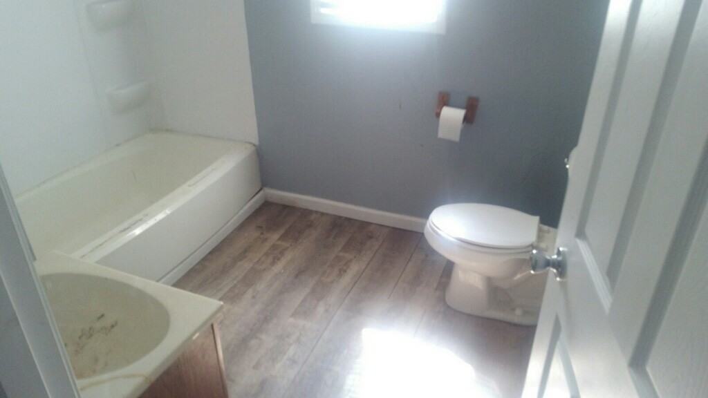 1539 Grant St - Photo 3 of 23