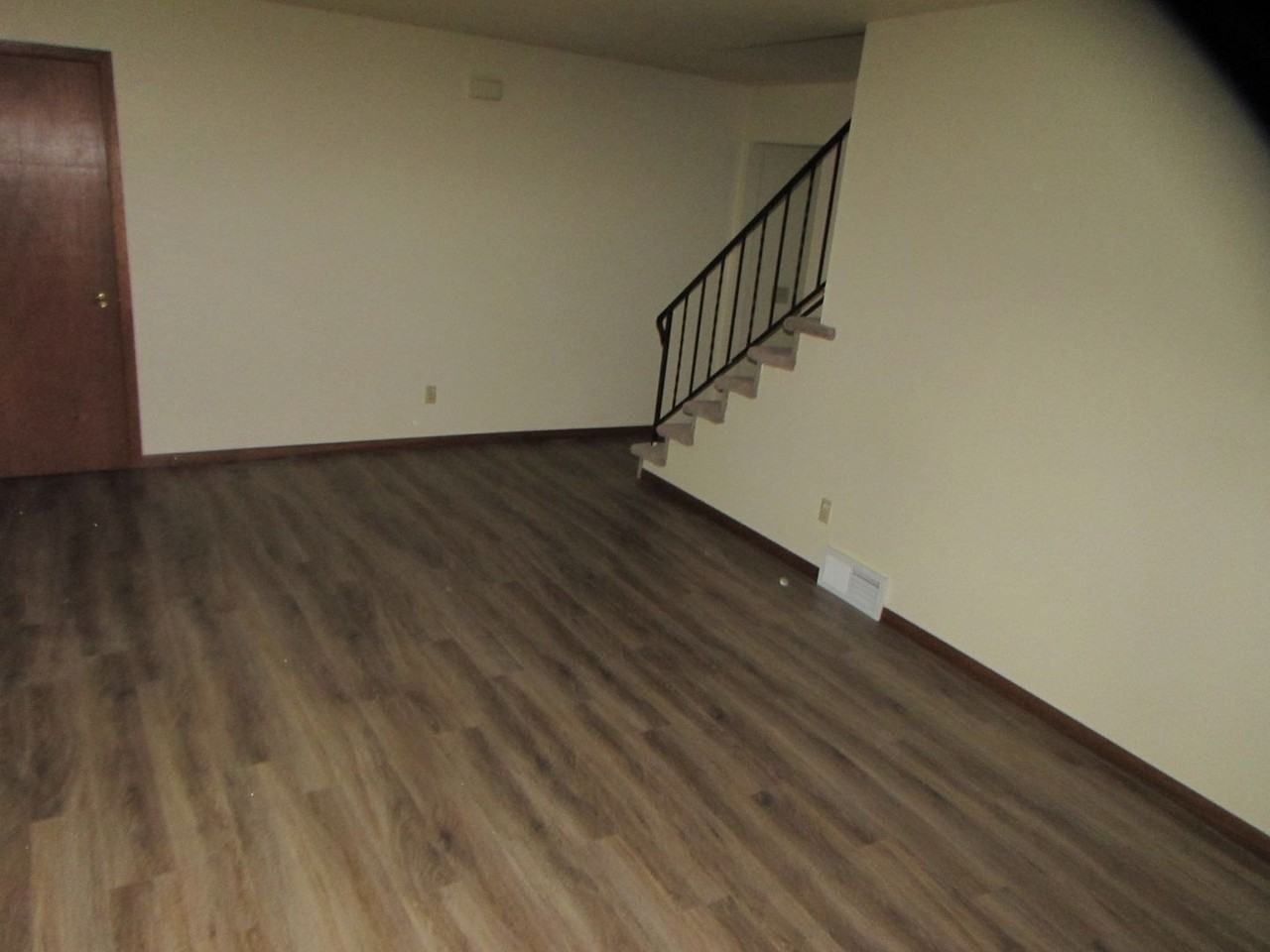 4534 Stein Ave - Photo 7 of 20