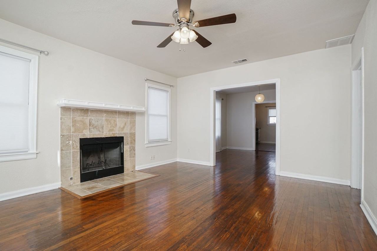 119 Meredith Dr - Photo 3 of 16