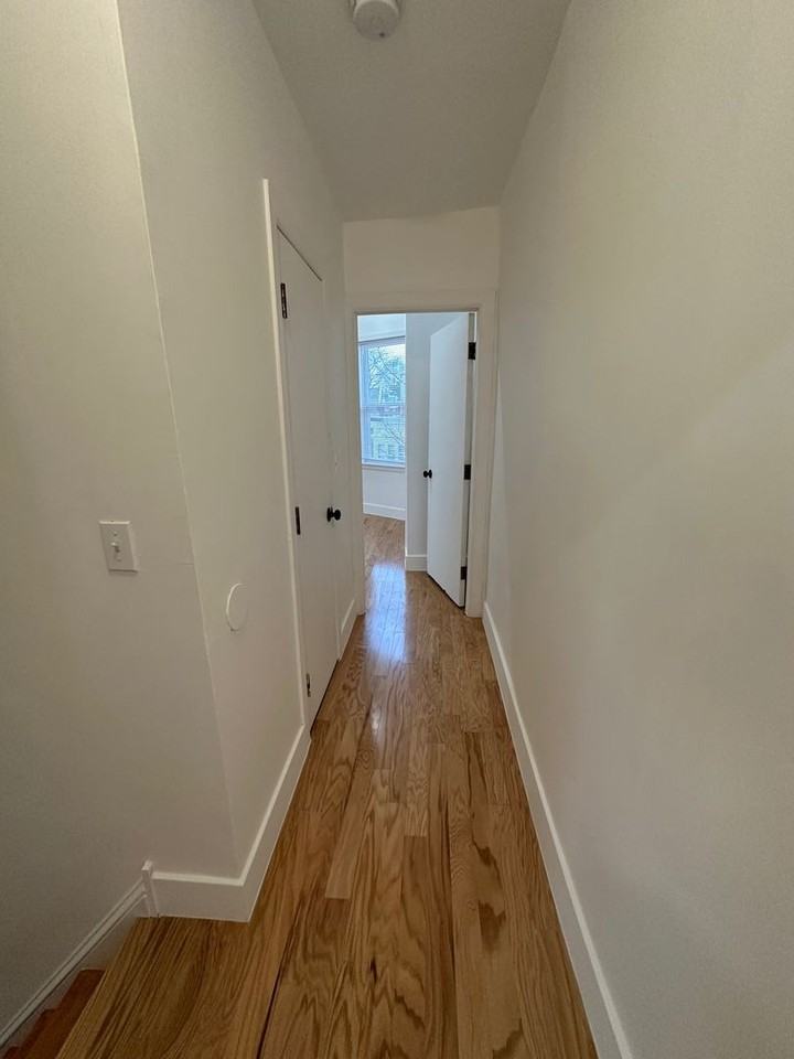 6336 Germantown Ave - Photo 7 of 23