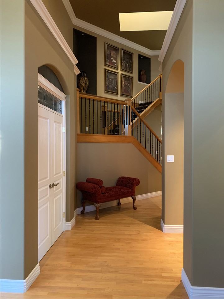 13208 23A Avenue - Photo 3 of 36