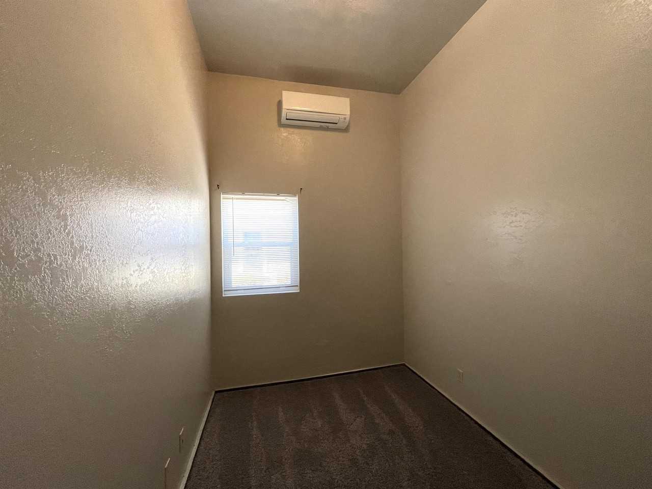 1134 Magnolia Ave. (G) - Photo 6 of 14