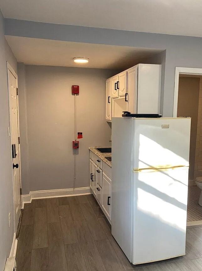 1913 South 20th Street - Photo 5 of 12