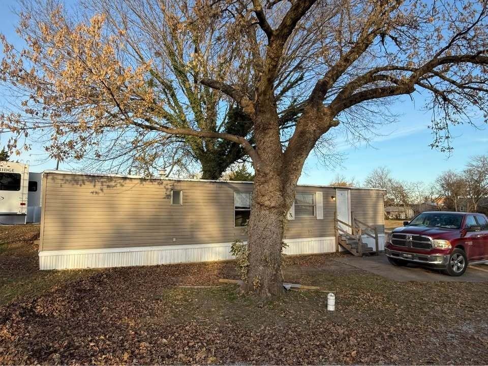 1235 South 120th East Avenue - Photo 3 of 29