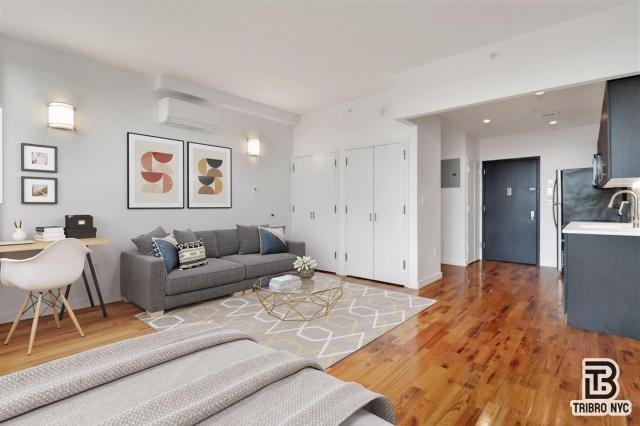 17 Somers Street - Photo 3 of 9