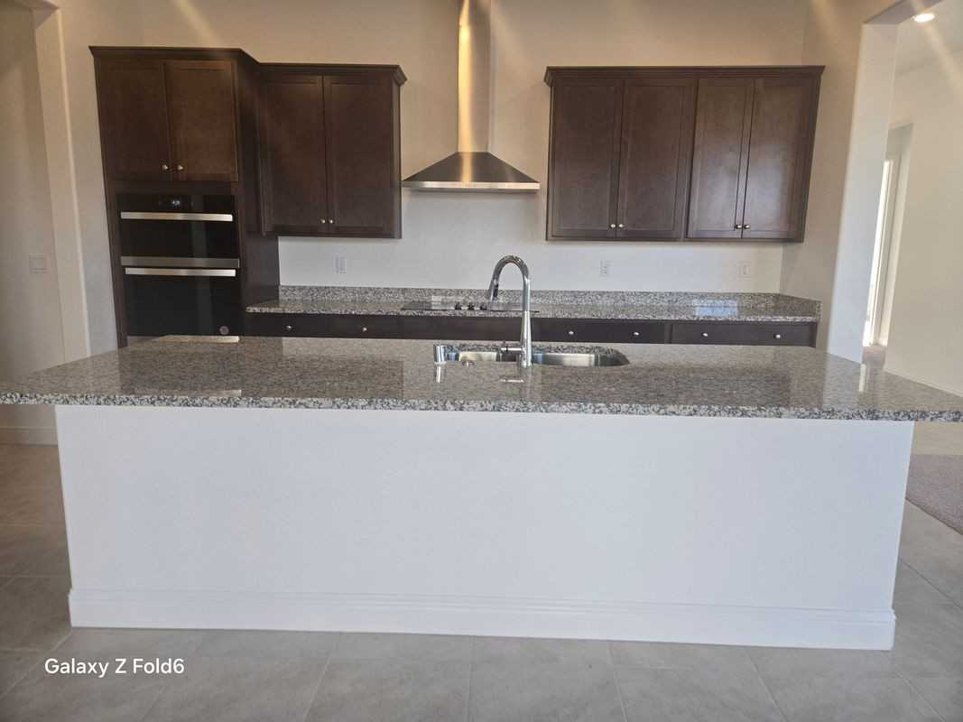 3495 Onslow St - Photo 3 of 20