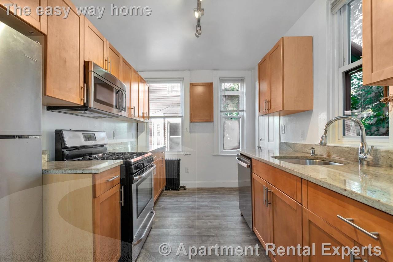 5 Murdock Ter - Photo 5 of 27