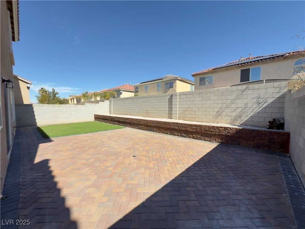 10588 Parthenon Street - Photo 3 of 43