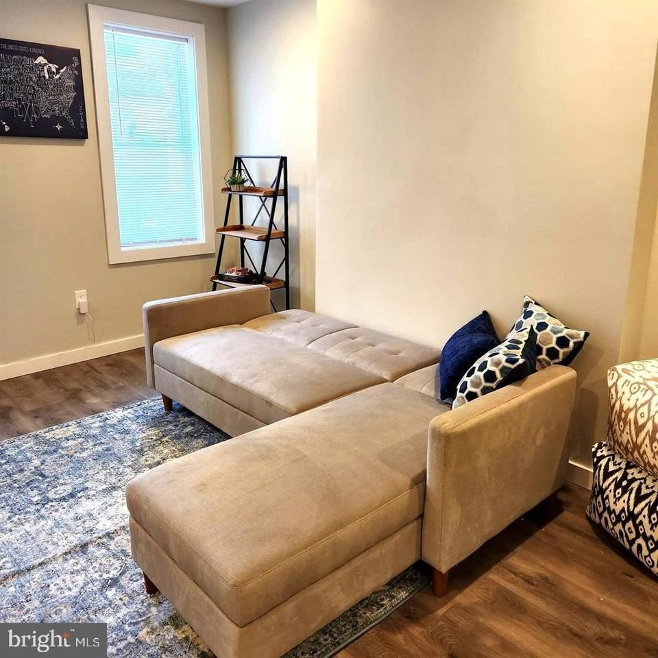 1247 South Newkirk Street - Photo 4 of 20