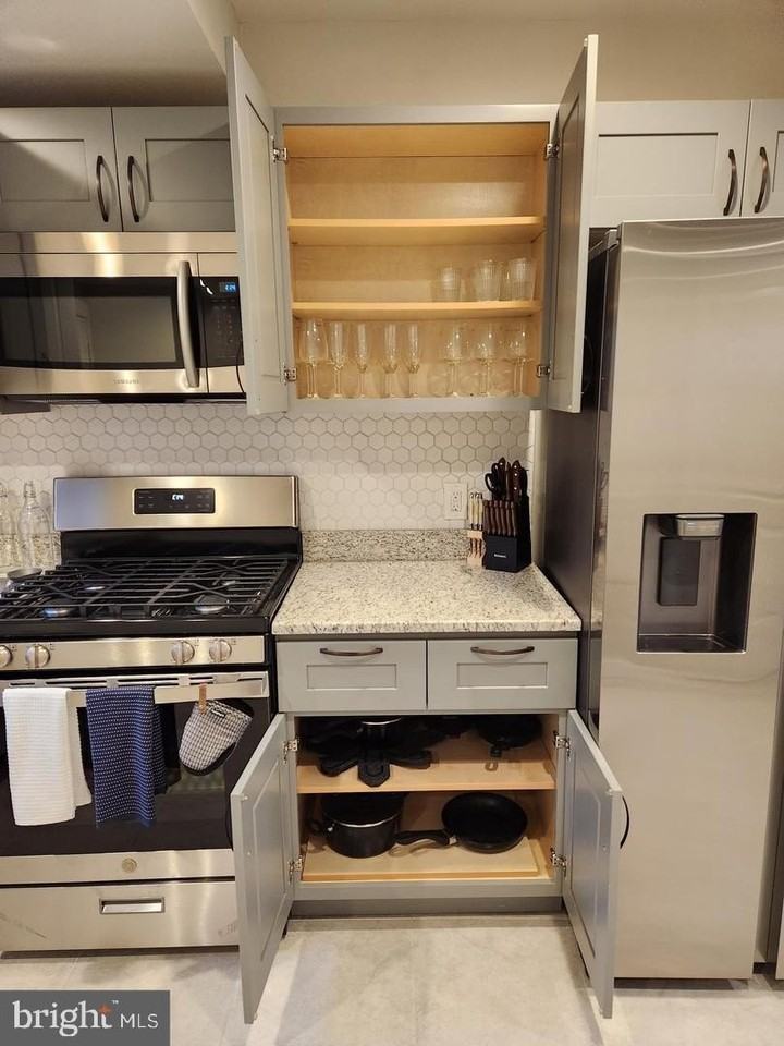 1247 South Newkirk Street - Photo 6 of 20