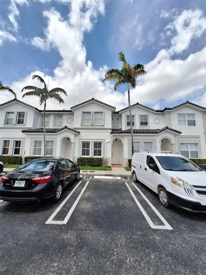 5590 Nw 107th Ave