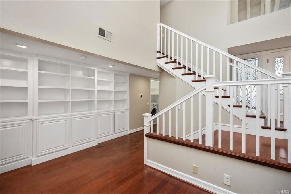 10 Rippling Strm - Photo 2 of 8