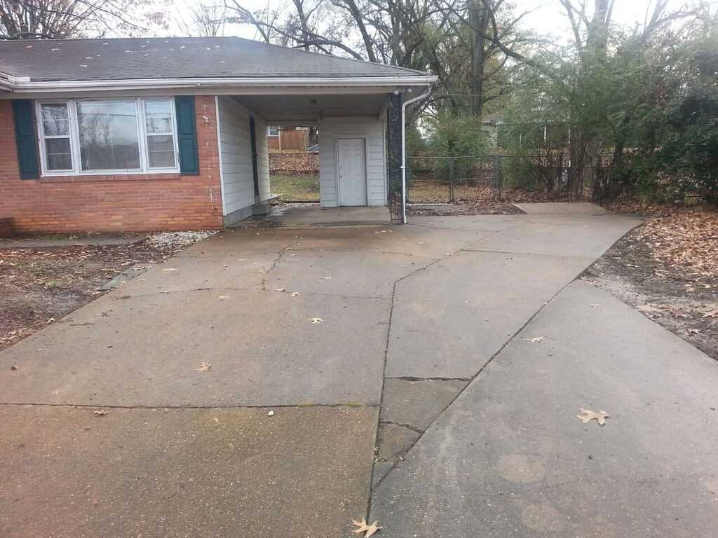 263 E Raines Rd - Photo 2 of 13