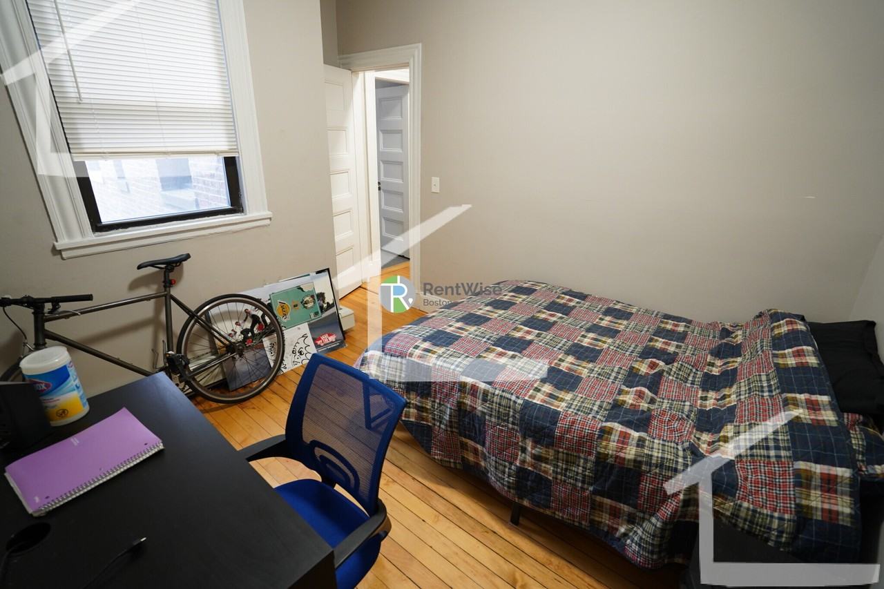 72 Gardner St #C3 - Photo 2 of 20