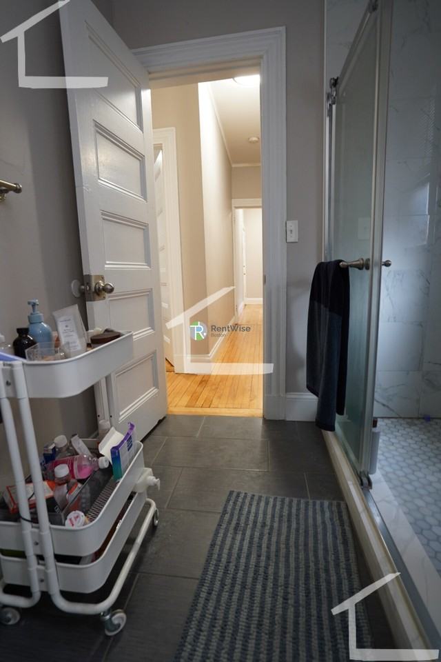 72 Gardner St #C3 - Photo 3 of 20