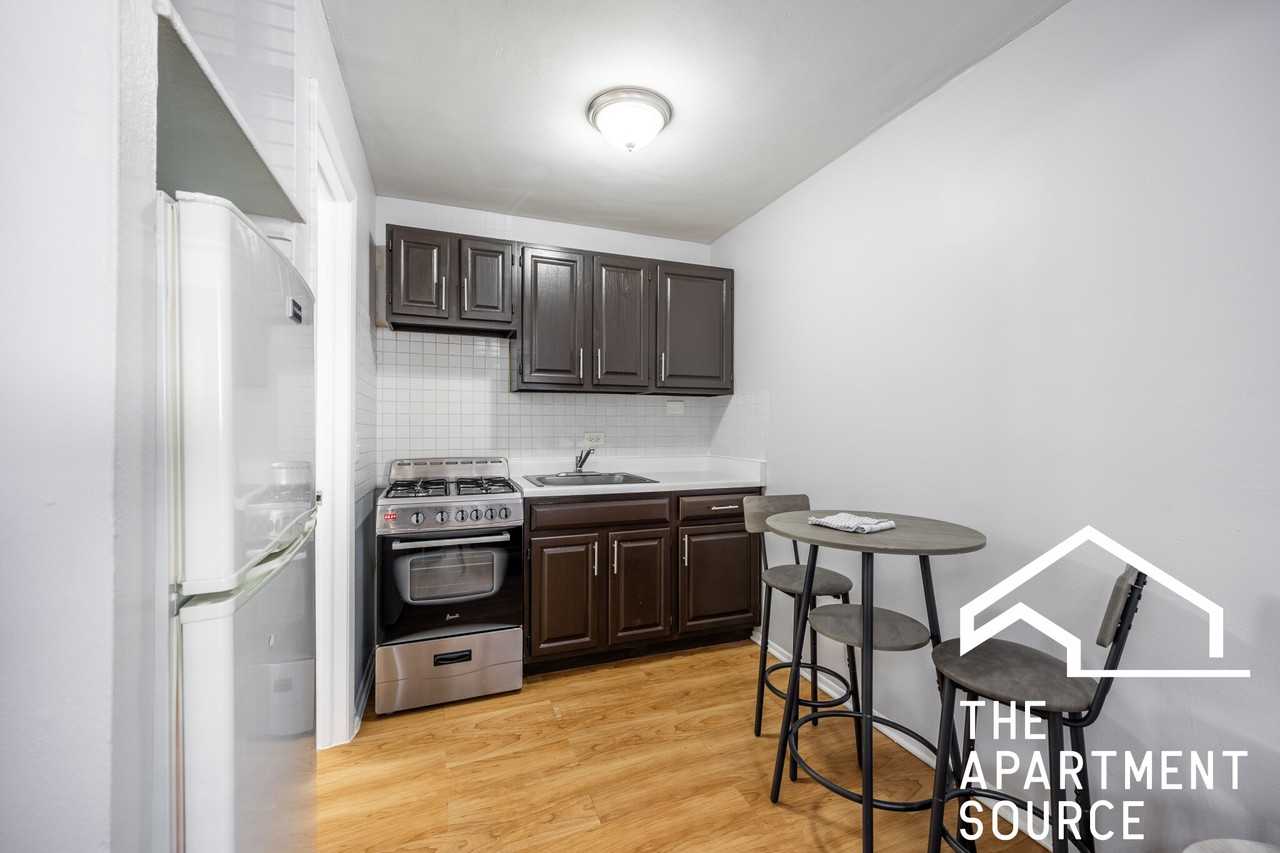 4541 N Beacon St #3A - Photo 2 of 14