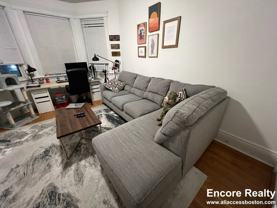 105 Queensberry St #4 - Photo 1 of 1