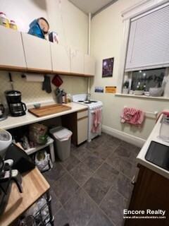 105 Queensberry St #4 - Photo 5 of 9