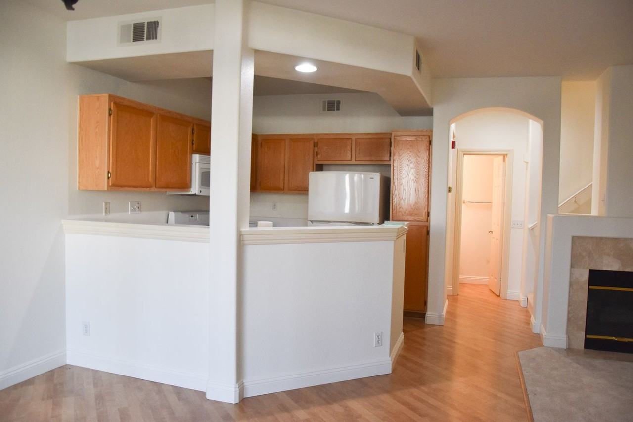 1203 Elk Grv - Photo 2 of 31