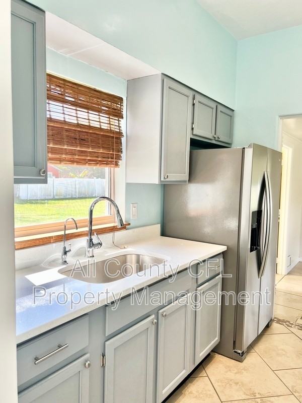 1840 Brando Dr - Photo 7 of 25