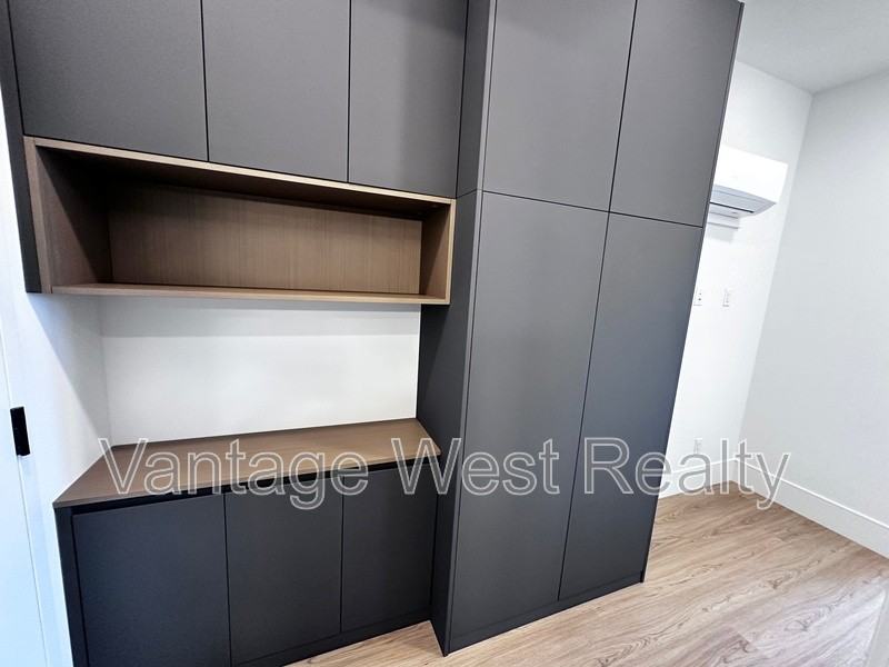 512 Klo Rd - Photo 5 of 11
