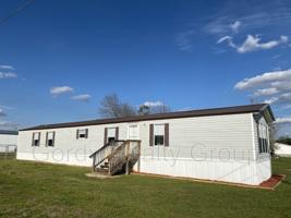 featured image of 2146 Shadow Bay Ave