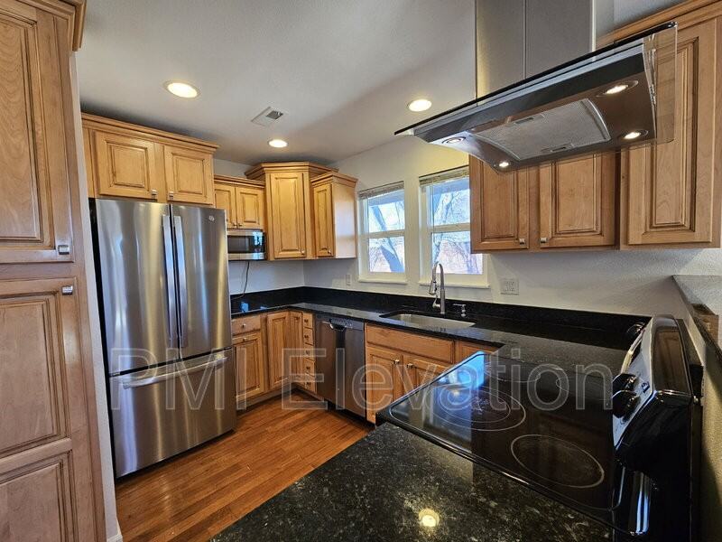 5926 S Willow Way - Photo 2 of 18