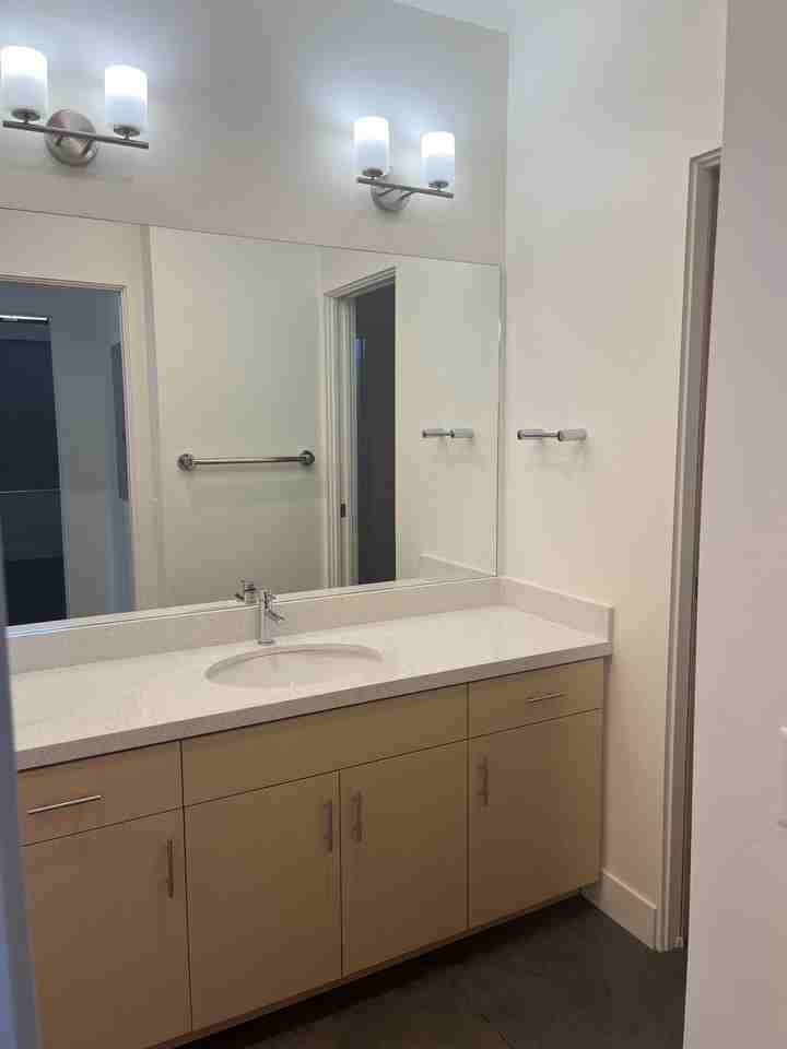 60 Beryl Ave #4A - Photo 7 of 7