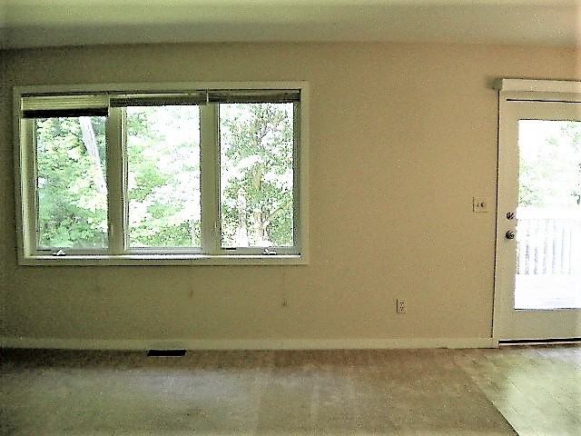 966 Brave Dr - Photo 3 of 15