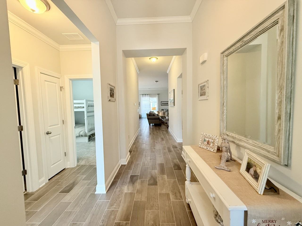 1586 Parish Way - Photo 4 of 43