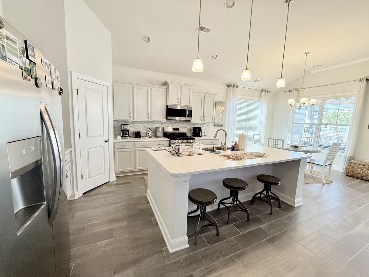 1586 Parish Way - Photo 5 of 43