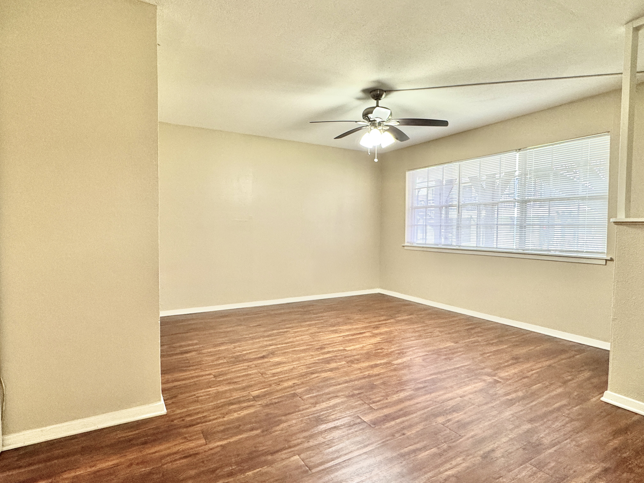 Canterbury House Apartments - Photo 6 of 102