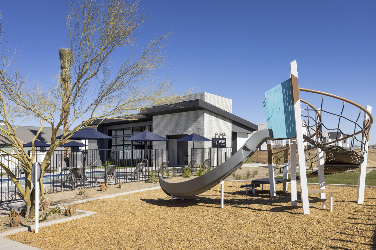 Cyrene at Skyline - Photo 2 of 39